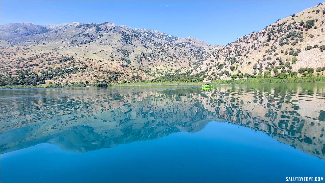 Le lac de Kournas en Crète