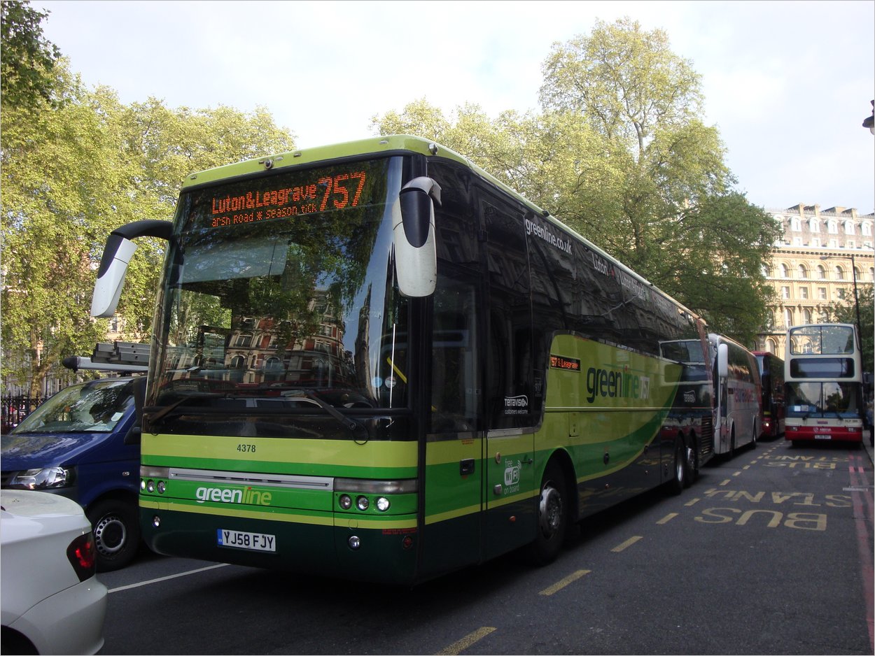 Un bus entre Luton et Londres