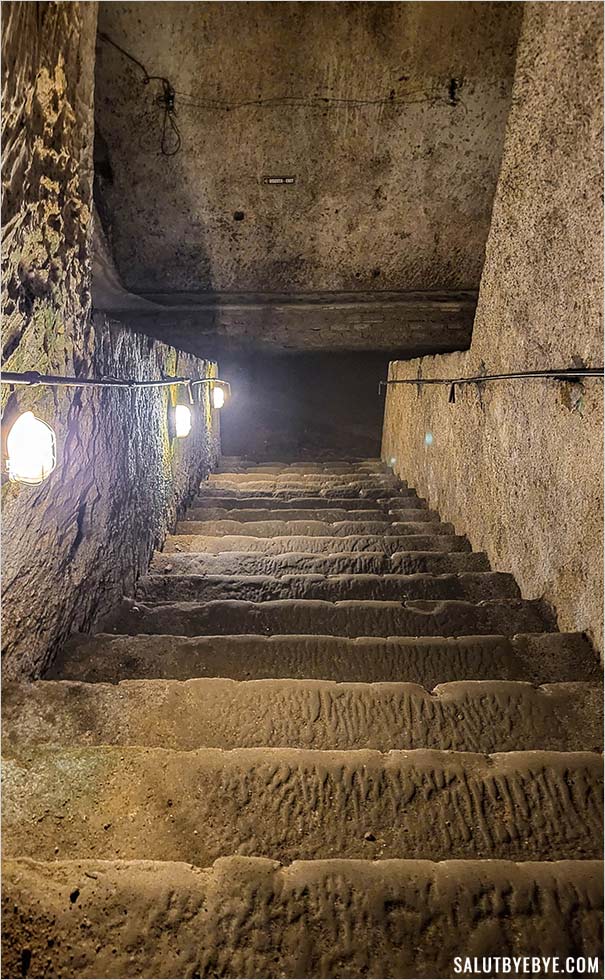 Escalier dans la galerie Bourbon
