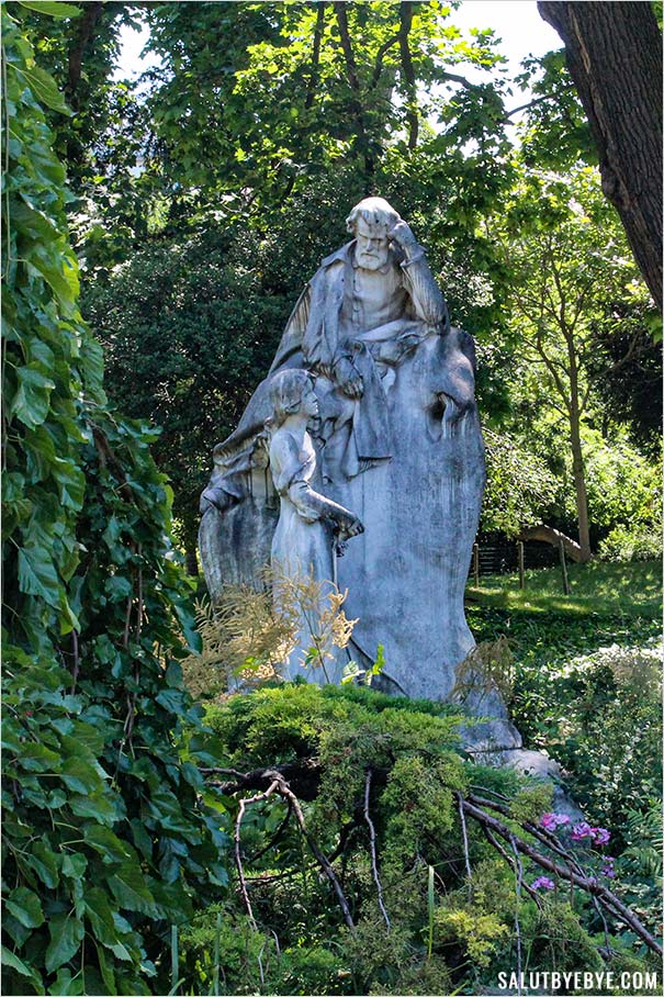 Parc Monceau à Paris - Statues